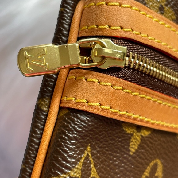 💕Louis Vuitton Pochette Bosphore - Picture 11 of 16